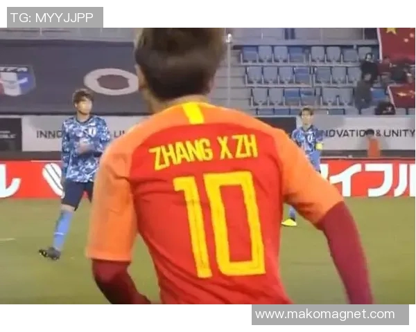 22号球衣足球明星Jenas的辉煌职业生涯与场上精彩瞬间回顾