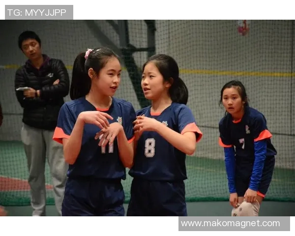 成都排球队展现卓越团队协作精神助力联赛精彩表现 成都排球队展现卓越团队协作精神助力联赛精彩表现